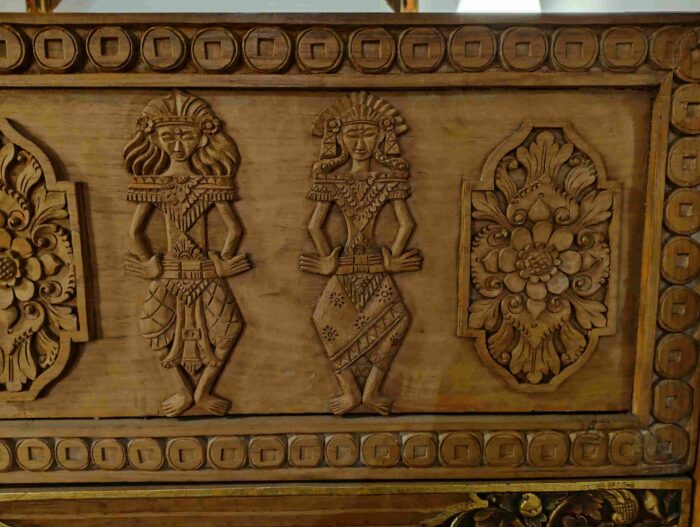 Balinese hand-carved wooden canopy bed. - Image 3