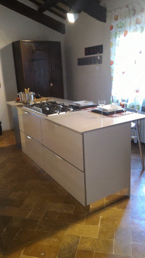 ALEVE CUCINA C/ISOLA PIANO OKITE GR.CHIARO ANTE LACCATE UV ARENA - immagine 8