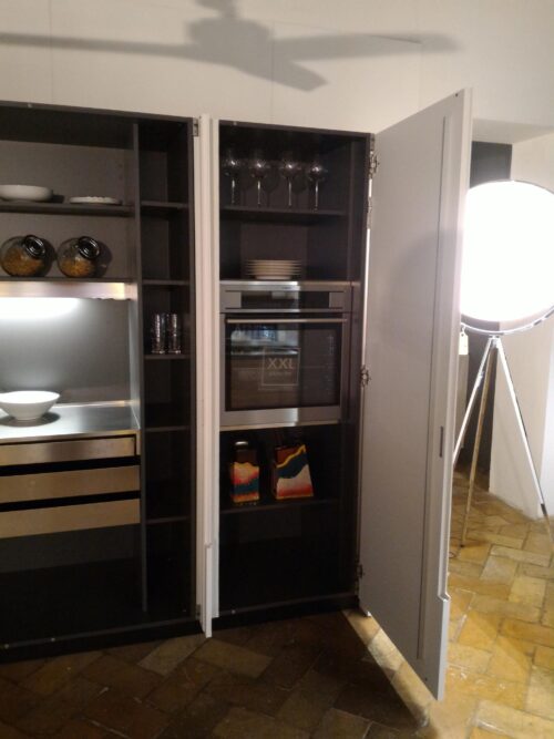 PHOENIX KITCHEN  WALNUT PIANO QUARZITE RAVEN IN SAND MICROPALL. VARENNA - Image 2