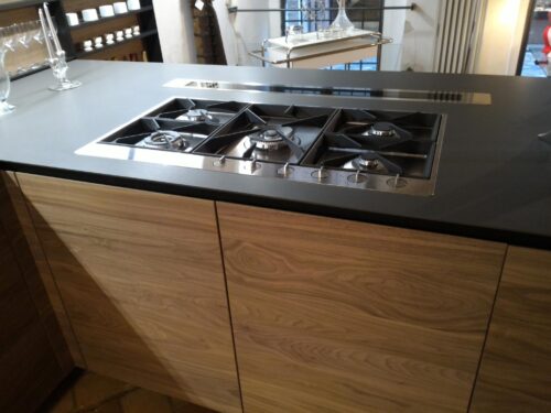 PHOENIX KITCHEN  WALNUT PIANO QUARZITE RAVEN IN SAND MICROPALL. VARENNA - Image 3