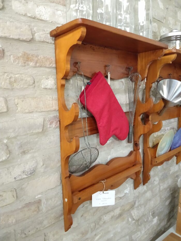 PIATTAIA IN LEGNO - immagine 2